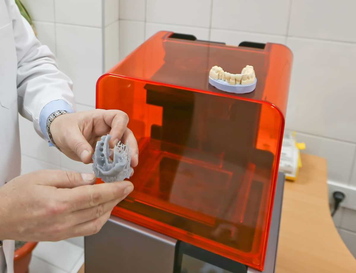 Основные преимущества использования 3D-принтеров в стоматологии